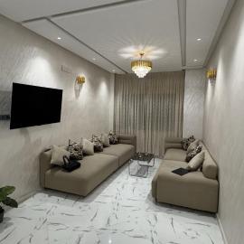 Calm Elegant Apartment City Center with Garage