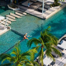 Hotel Tide Phuket Beachfront, hotel ve městě Phuket
