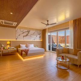 BK Studio And Rooms Near Huda City Centre