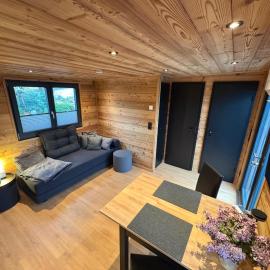 Tiny-House & Wellness Zeitlberg，Zeitlarn的飯店