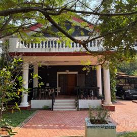 Roshan - The Perfect Getaway 4 Bedrooms, 5 Beds