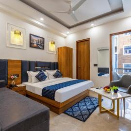 Hotel The King Palace Free Pick up From Nizamuddin Railway Station