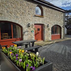 Hobby Stable Cottage
