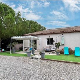 Le gîte du pech de saint jean, hotel em Laredorte