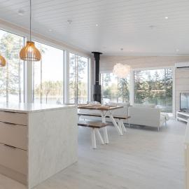 Kintaus Lakeside Villa, hotel u gradu Ylä-Kintaus