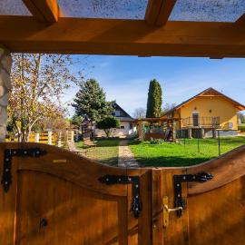 Non stop apartman, hotel v destinaci Kaposvár