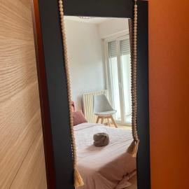 Chambre calme & lumineuse avec balcon Cauderan, hotel in Bordeaux
