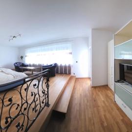ALESIA Ferienwohnung Südpfalz, hotel i Bad Bergzabern