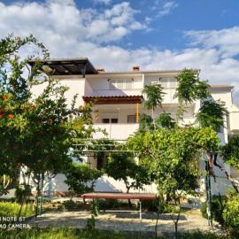Apartments Verović Rab Banjol