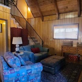 Lakeview Lodge, bookable boat slip!