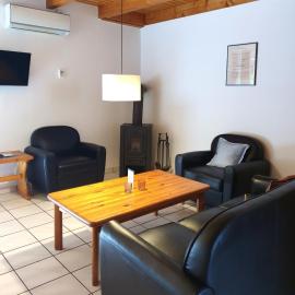 Haus 9 Natur Ferienpark, WLAN, Kostenfreier Parkplatz, Grillen auf der Terrasse Schöne Familienzeit!, hotel v destinaci Nieheim