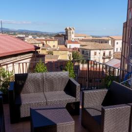 B E B Hotel Alexia, hotel u gradu Katancaro