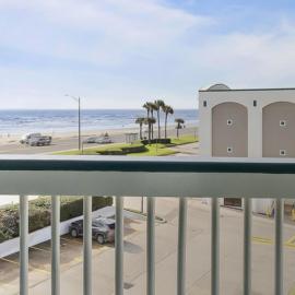 Casa del Mar by Ryson Vacation Rentals, hotel u gradu Galvestoun