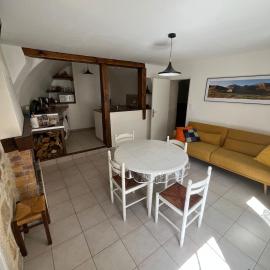 appartement au calme à Yronde et Buron