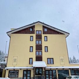 Hotel Genevris Cinq