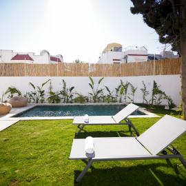 Villa Hermes: Seaside and luxurious