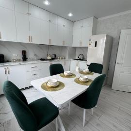 ЖК Арман кала 1- комнатная квартира, hotel in Zhezdi