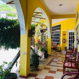 1 Hotel Magic Collinn - CONFORT GARANTIZADO, hotel em Axtla