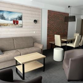 Studio cabine Gourette 58m², côté pistes, 6 pers, animaux admis - FR-1-860-32, hotel in Eaux-Bonnes