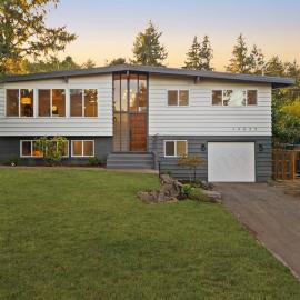 Moder charmer 4 BR 3 BA 12 Miles to Seattle, 3 miles to Airport near the mall, hotel u gradu Sitak