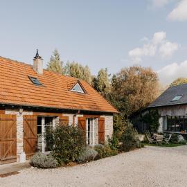 Domaine des Pousses, Chambres d'hôtes au coeur d'un village de campagne, hotel em Droue-sur-Drouette