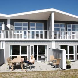 8 person holiday home on a holiday park in Løkken