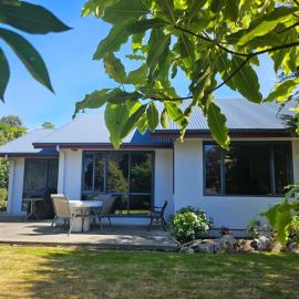 Fisherman's Friend - a spacious family beach home
