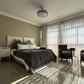 The Ocean Nook - Modern Beach Condo, hotell sihtkohas Gqeberha