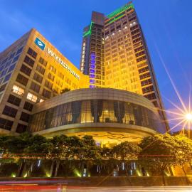 Wyndham Surabaya, hotel Surabayában