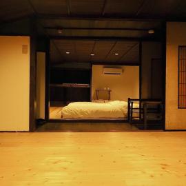 萩市の静かな港町の1日1組限定一棟貸切宿 泊まれるカフェ 龍さん家 -Japanese traditional house- – hotel w mieście Hagi