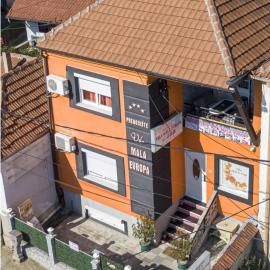 Vila Mala Evropa, hotel a Leskovac
