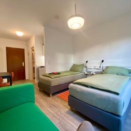 Work&Travel WE13 - Parkplatz, Netflix, Internet für 2 Gäste, hotel in Markranstädt