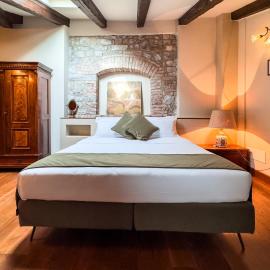 1448 Antica Dimora Al Merlo Bianco, hotel in Cividale del Friuli