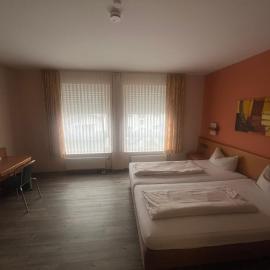 Hotel Casa Nostra, готель у місті Шлос-Гольте-Штукенброк