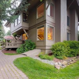 Retro 3BD Sun Valley Condo + FREE Resort Amenities!, hotel em Sun Valley