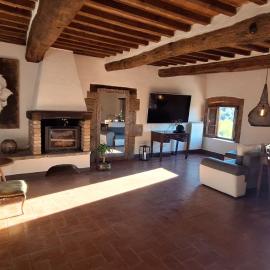 Apartment in Tuscany with view and swimming pool