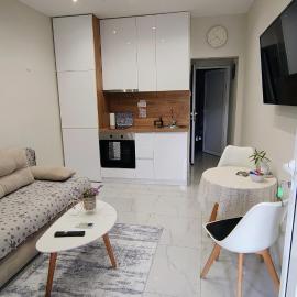 Sunrise Apartment, hotel di Perea