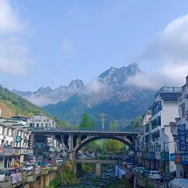 Huang Mountain Wangfeng Hotel, хотел в Живописна зона Хуаншан