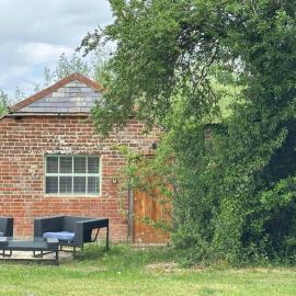 Sherborne Saint John में, होटल Tranquil detached barn in Sherborne St John