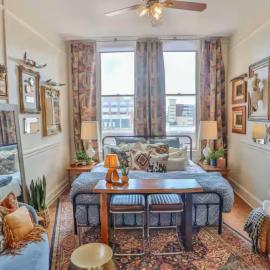 Walk Everywhere - Charming Studio on the Riverwalk