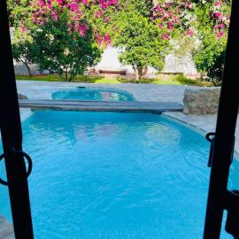 Casa Dea - Bungalow DS，Hammamet Sud的飯店