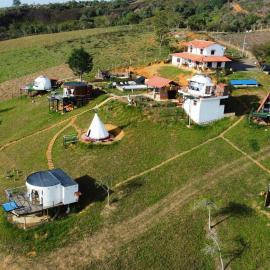Viesnīca Glamping Valley Barichara pilsētā Baričara