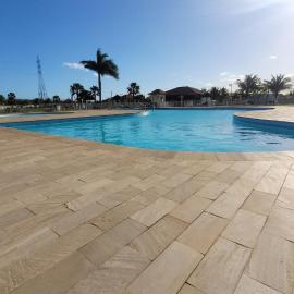 Casa térrea em Condomínio Araruama