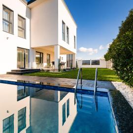 Moonlight City Villa, hotel a Alba Iulia