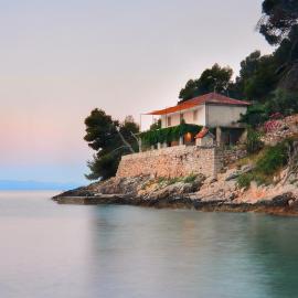 Secluded fisherman's cottage Cove Lucica, Hvar - 4034、Gdinjのホテル