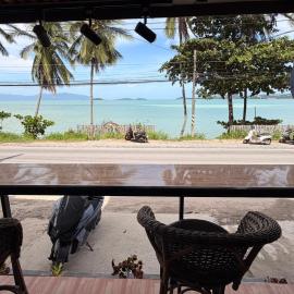 Moonlight Samui hotel and bar，蘇梅島的飯店