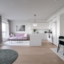 New apartment with sauna, lake and beach, hotel a Tampere