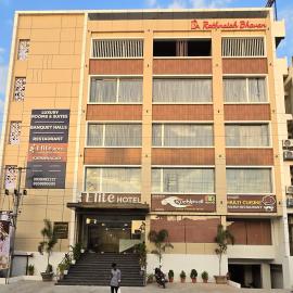 Kottapalli में, होटल Elite Hotel Karimnagar