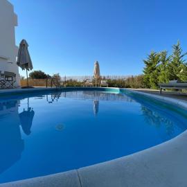 Villa Cacasa , Peaceful 4-Bedroom Villa with Private Pool