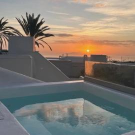Oldtown Suites Fira